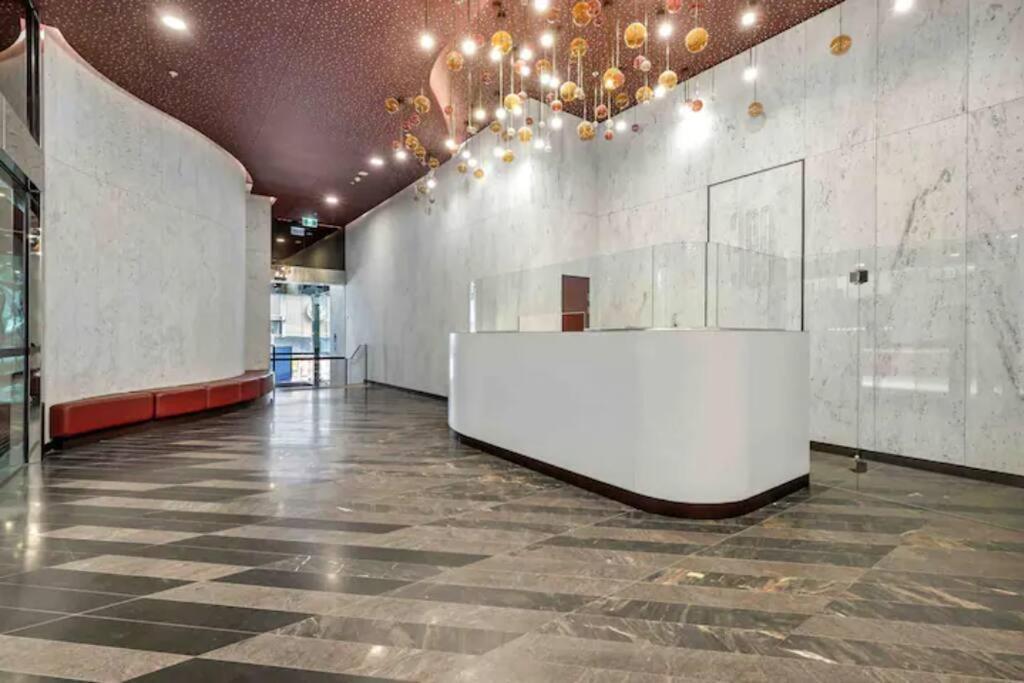 Comfy 2 Bed Apartment In The Heart Of Melbourne Buitenkant foto